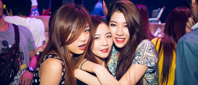 RAVE & GLOW Presents Summer STRIPES Party