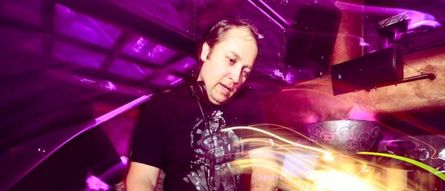 UB Radio pres. Lee Coombs & Lazerface pres. EDM WARS Episode IV