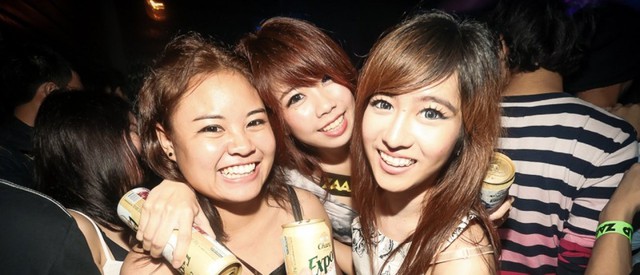 ZAAP PARTY ตอน RSU vs BU CUTE GIRLS PARTY