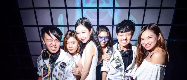 Monday Kids 1st ANNIVERSARY