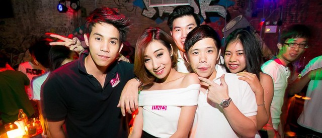 RAVE & GLOW pres. MILLION WHITE PARTY