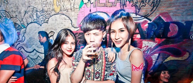 RAVE & GLOW pres. RNG Neon Party (Album 1)